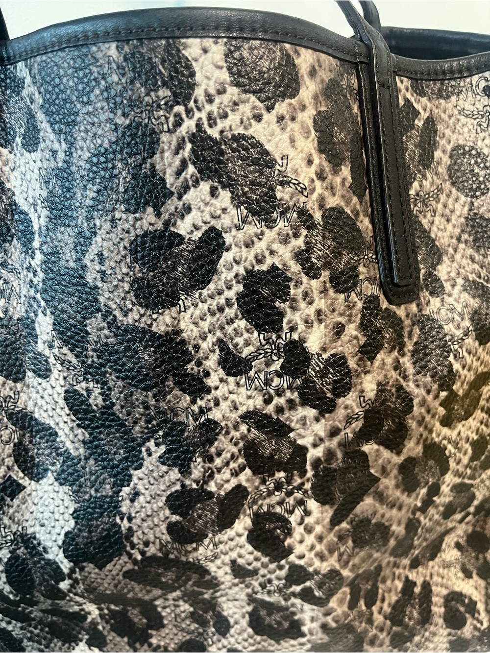 MCM Animal Print Tote Bag with Black Trim - Picture 2 of 6